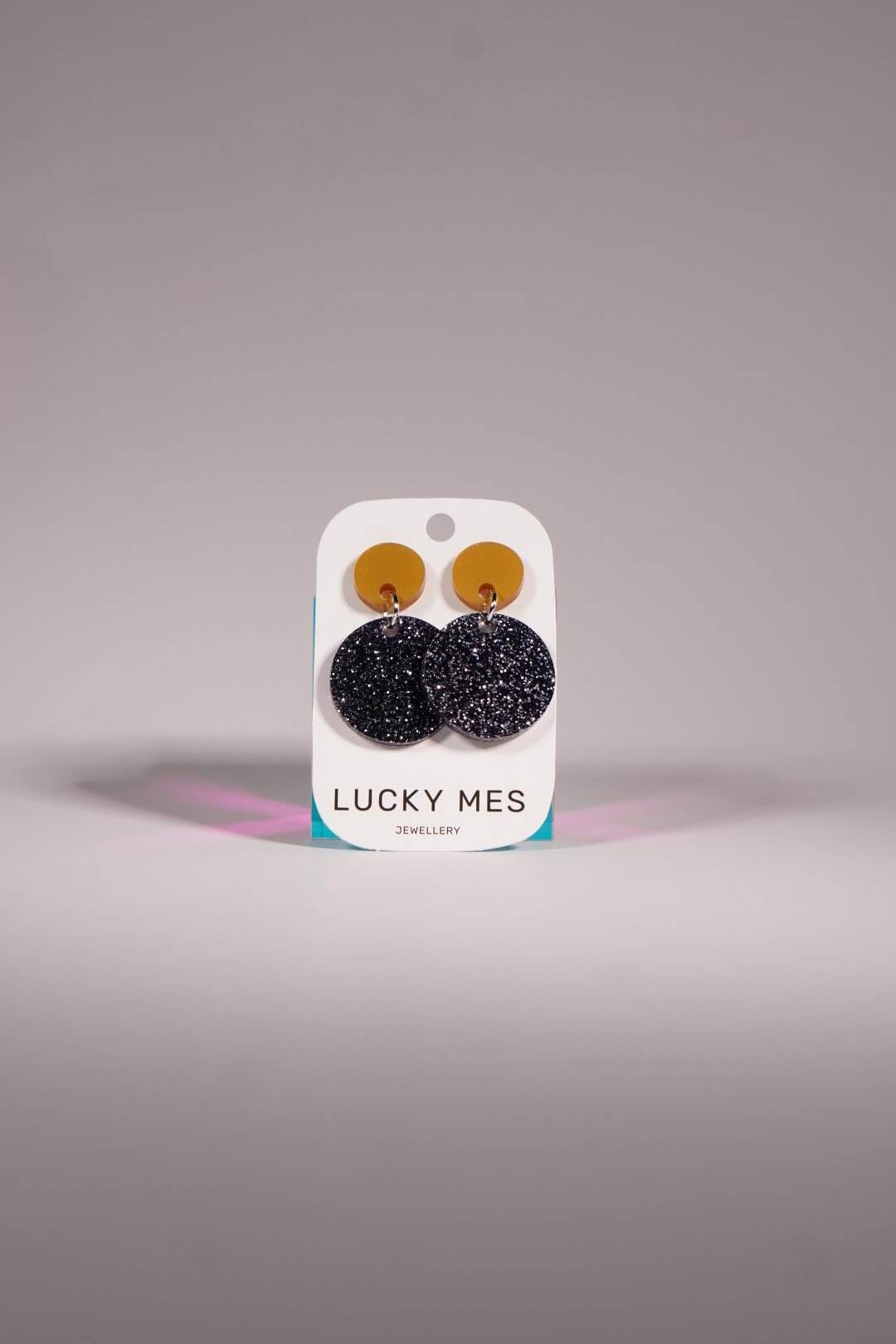 Lucky Ears - going out tonight - LUCKY MES